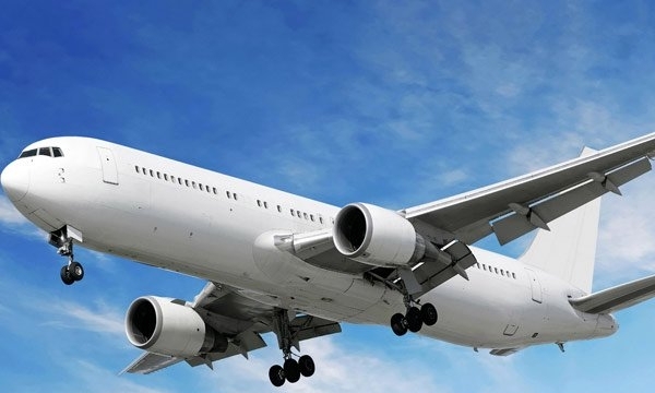 Bạn đã bao giờ tự hỏi: Tại sao các máy bay đều có màu trắng?